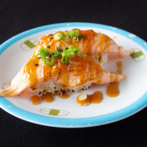 seared salmon (2 pieces)